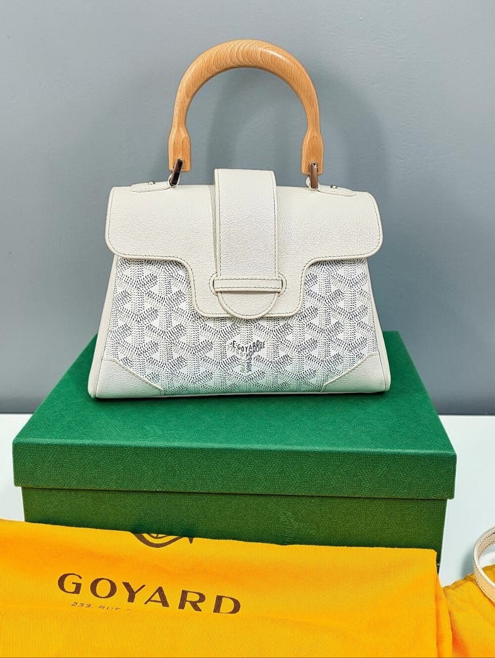Goyard Saigon Mini Souple White Top Handle Crossbody Bag Full Set - Picture 11 of 16